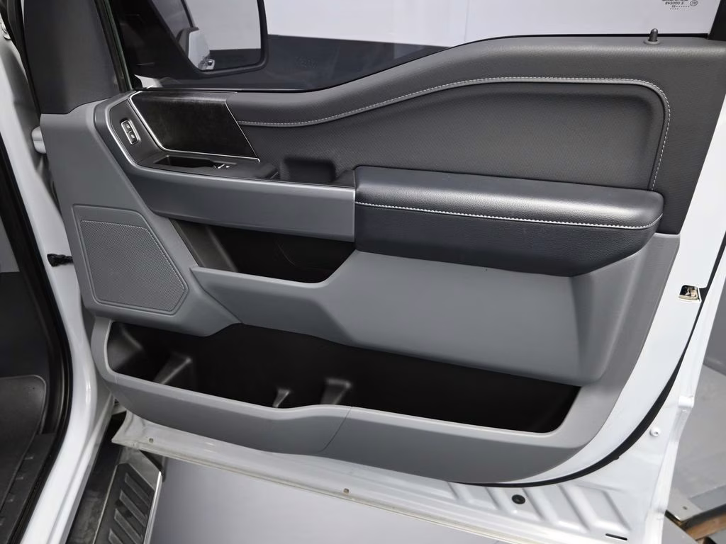 2022 White Metallic Ford F-150 XLT 4X4 Truck