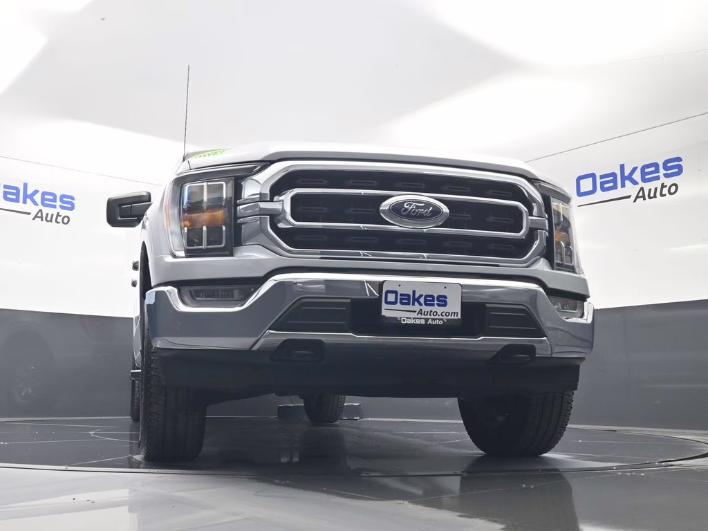 2022 White Metallic Ford F-150 XLT 4X4 Truck