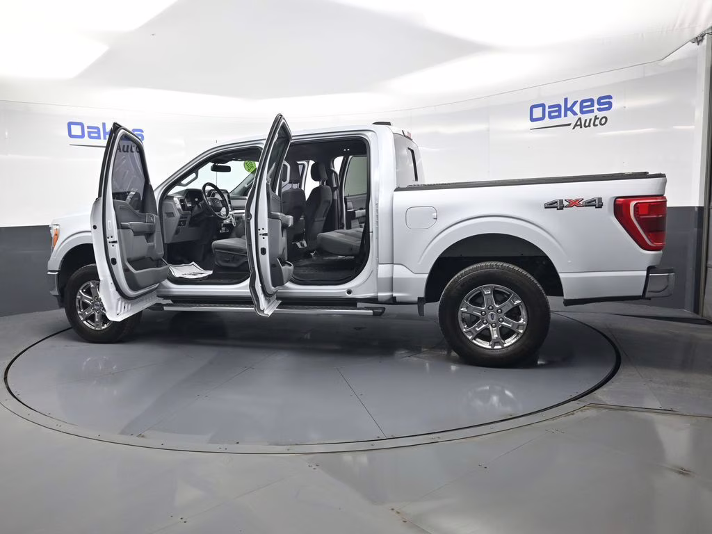 2022 White Metallic Ford F-150 XLT 4X4 Truck