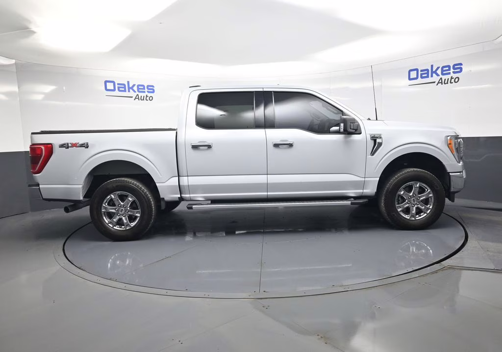 2022 White Metallic Ford F-150 XLT 4X4 Truck