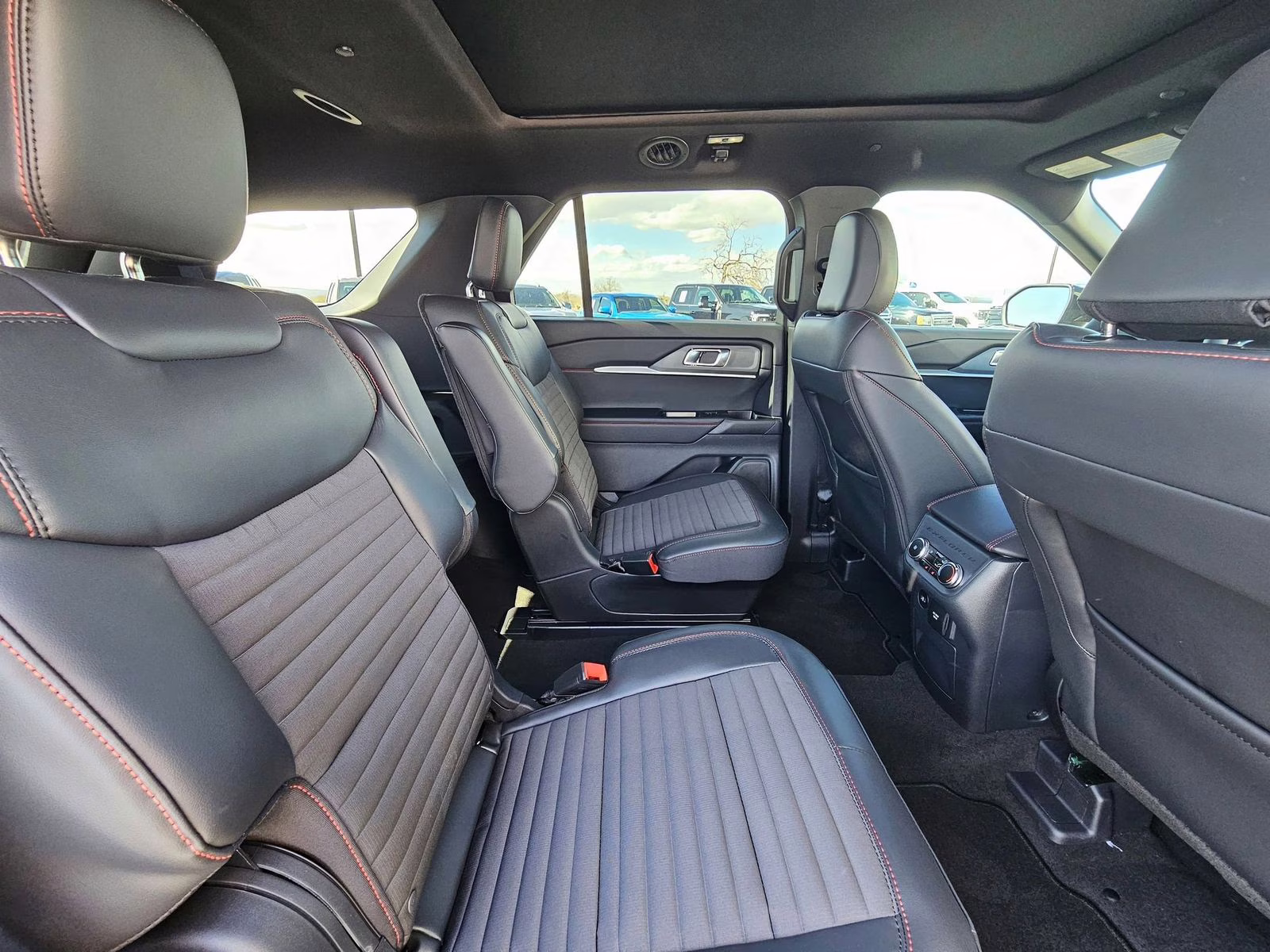 2026 Black Metallic Ford Explorer ST-Line 4X4 SUV