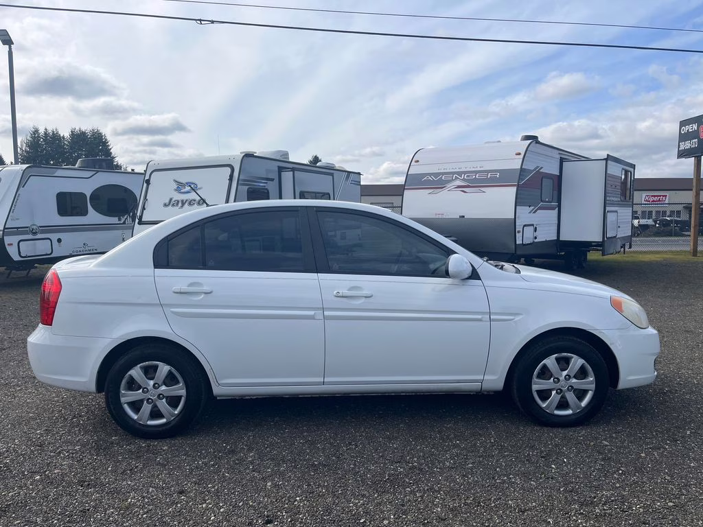 2009 Nordic White Hyundai Accent GLS FWD Sedan