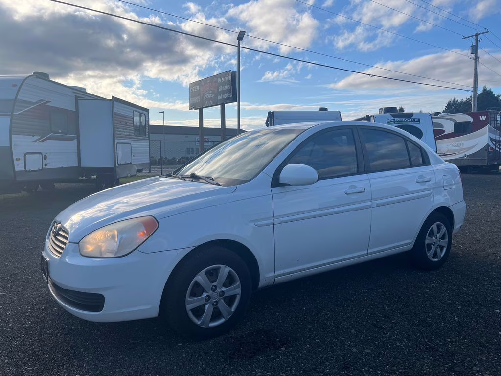 2009 Nordic White Hyundai Accent GLS FWD Sedan