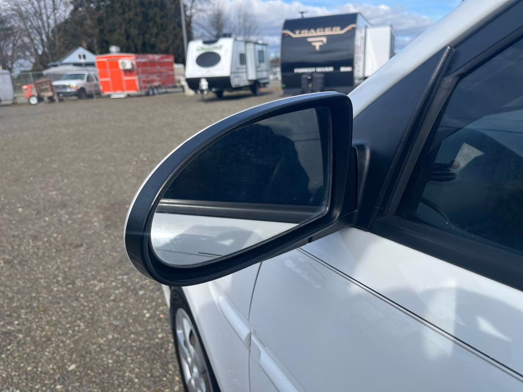 2009 Nordic White Hyundai Accent GLS FWD Sedan