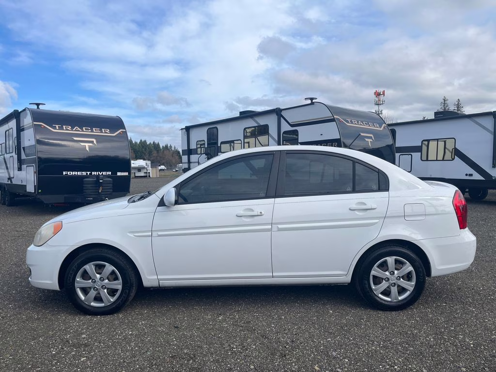 2009 Nordic White Hyundai Accent GLS FWD Sedan