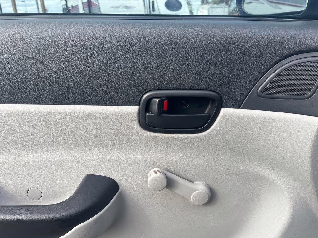 2009 Nordic White Hyundai Accent GLS FWD Sedan