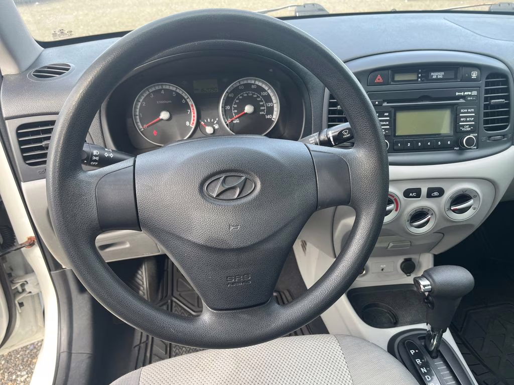 2009 Nordic White Hyundai Accent GLS FWD Sedan