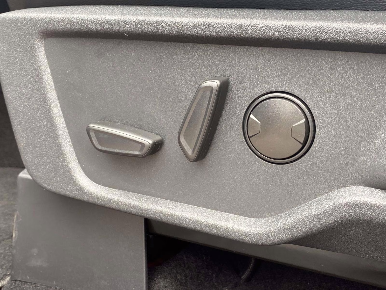 2026 Ruby Red Ford Bronco Outer Banks 4X4 SUV