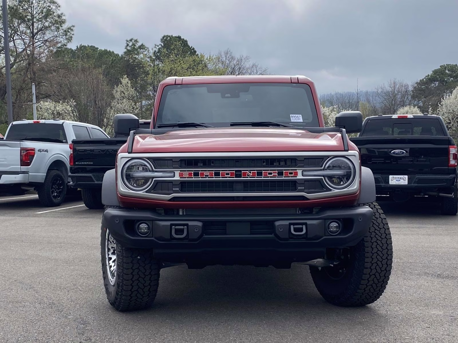 2026 Ruby Red Ford Bronco Outer Banks 4X4 SUV