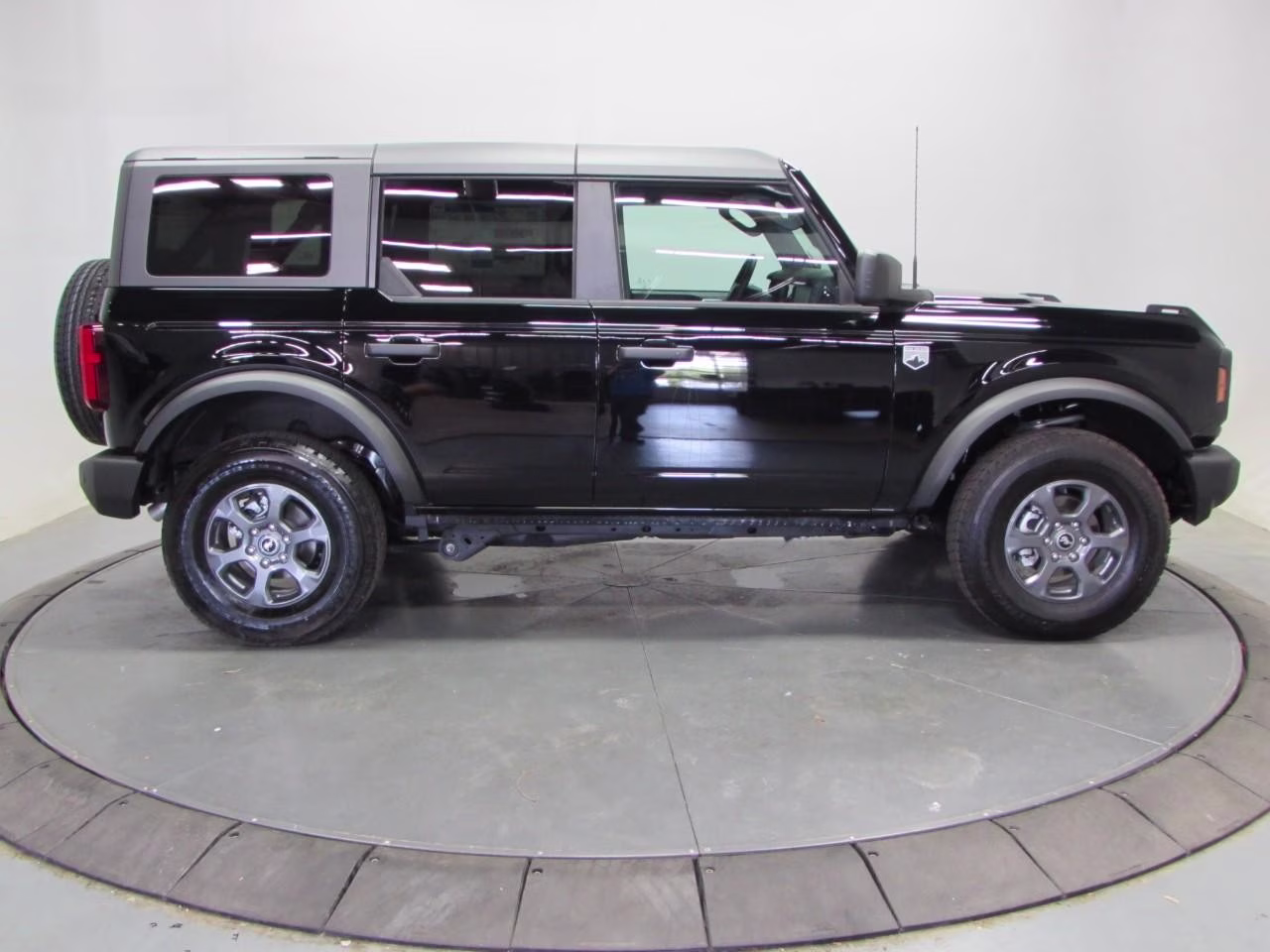 2026 Shadow Black Ford Bronco Big Bend 4X4 SUV