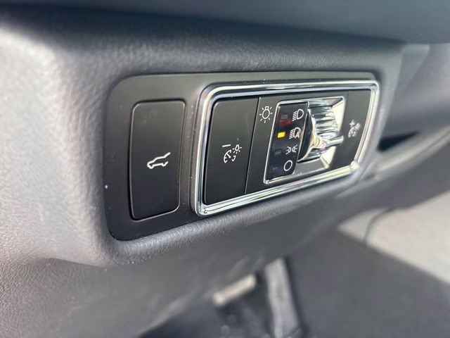 2026 Red Carpet Tinted Clearcoat Lincoln Aviator Reserve AWD SUV