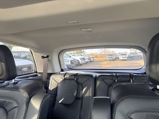 2026 Red Carpet Tinted Clearcoat Lincoln Aviator Reserve AWD SUV