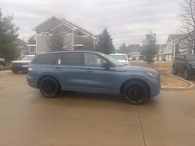 2026 Whisper Blue Metallic Clearcoat Lincoln Aviator Reserve AWD SUV