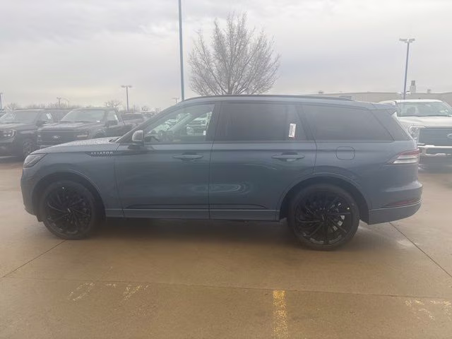 2026 Whisper Blue Metallic Clearcoat Lincoln Aviator Reserve AWD SUV