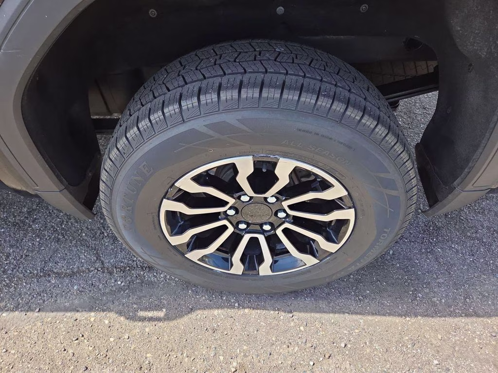 2019 Onyx Black GMC Sierra 1500 SLT 4X4 Truck