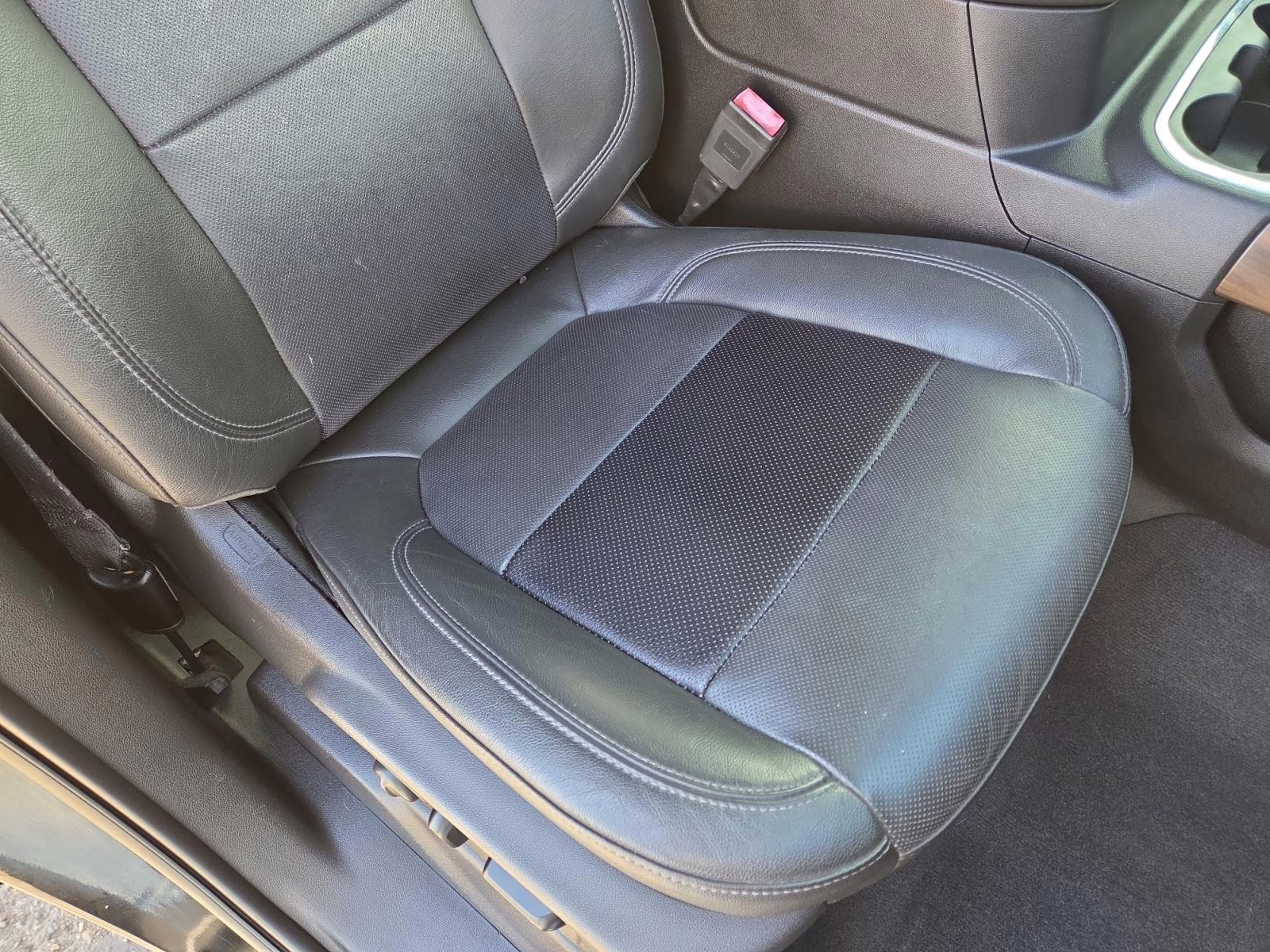 2019 Onyx Black GMC Sierra 1500 SLT 4X4 Truck