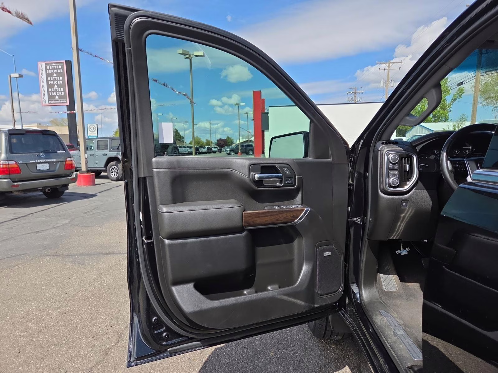 2019 Onyx Black GMC Sierra 1500 SLT 4X4 Truck