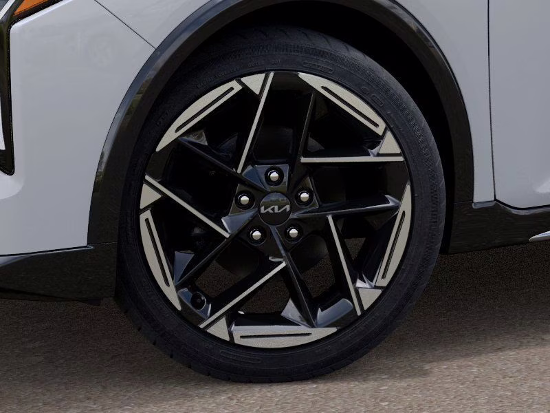 2026 Snow White Pearl Kia K4 GT-Line FWD Sedan
