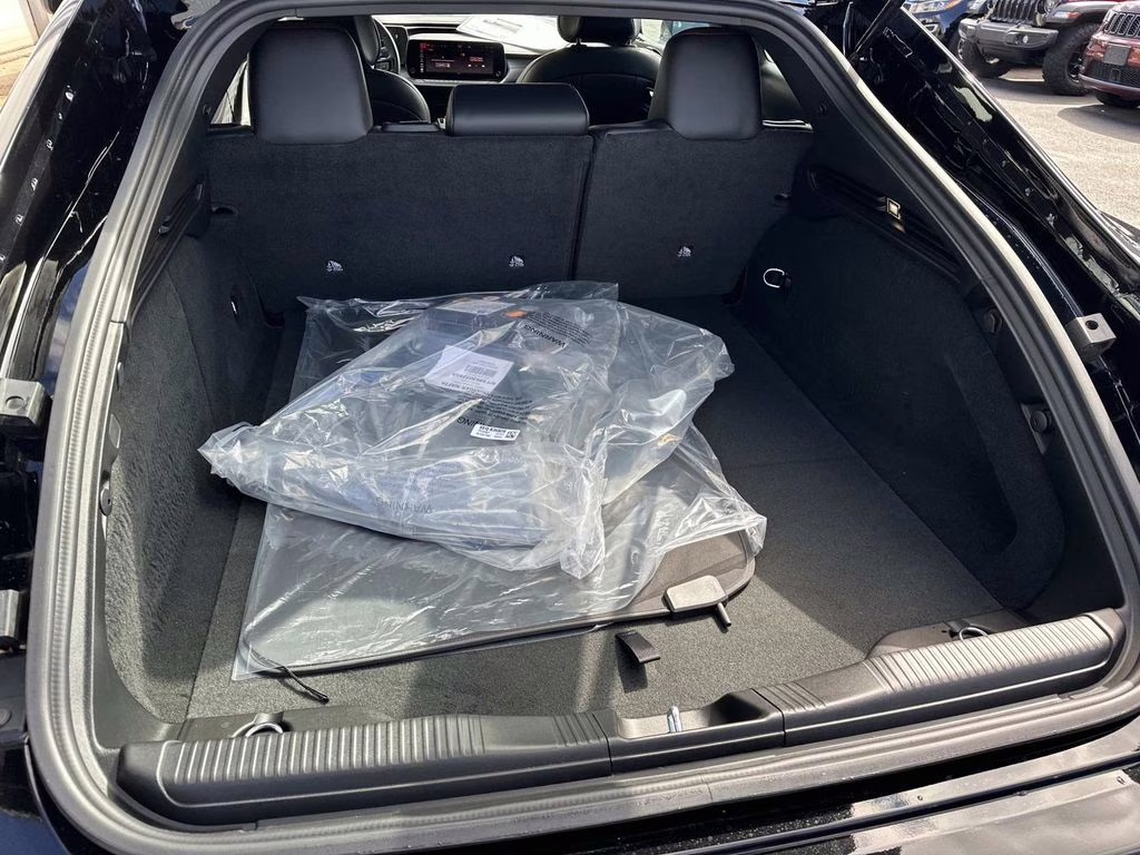 2026 Diamond Black Crystal Pearlcoat Dodge Charger R/T Scat Pack AWD Coupe