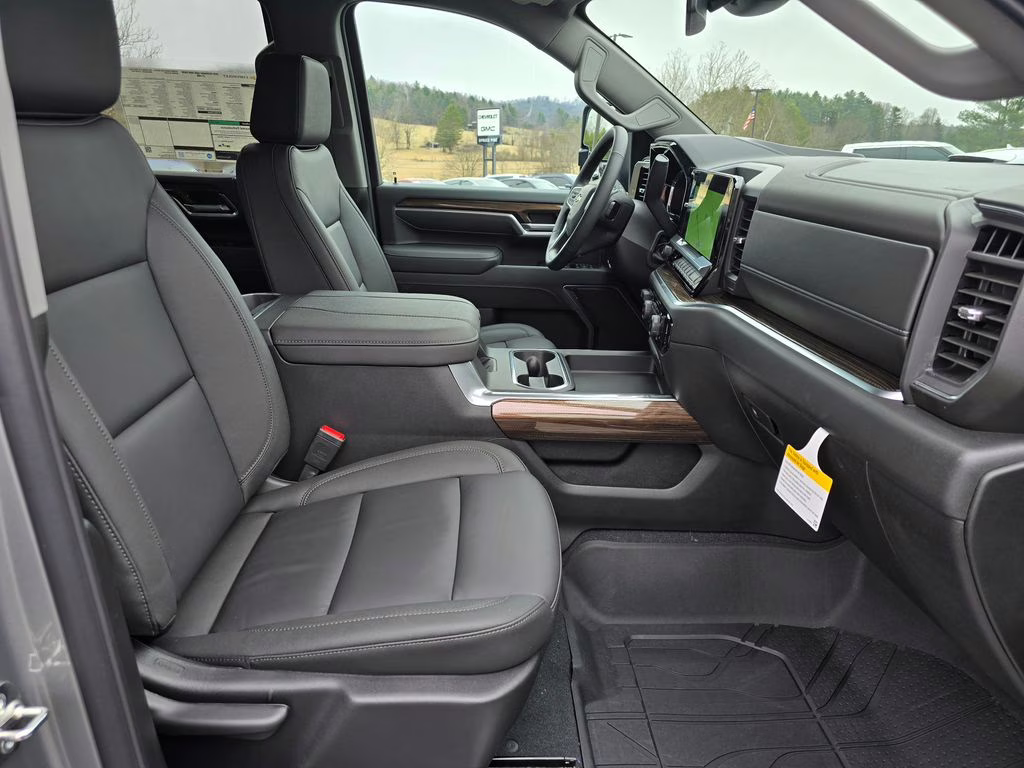 2026 Sterling Gray Metallic Chevrolet Silverado 3500HD LT 4X4 Truck