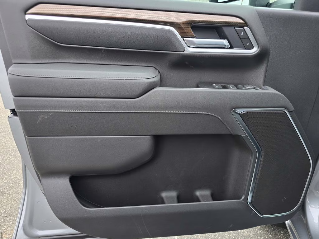 2026 Sterling Gray Metallic Chevrolet Silverado 3500HD LT 4X4 Truck