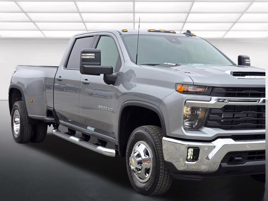 2026 Sterling Gray Metallic Chevrolet Silverado 3500HD LT 4X4 Truck