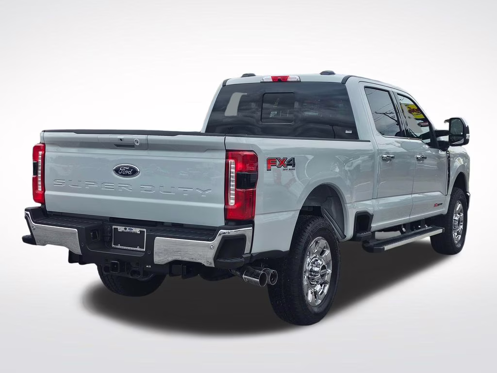 2026 Avalanche Ford Super Duty F-250 SRW Lariat 4X4 Truck