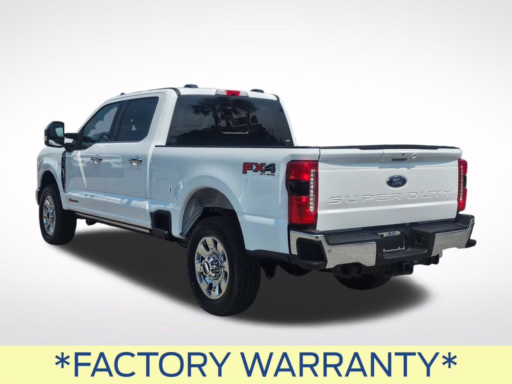 2026 Oxford White Ford Super Duty F-250 SRW Lariat 4X4 Truck