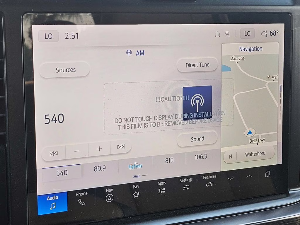 2026 Oxford White Ford Super Duty F-250 SRW Lariat 4X4 Truck