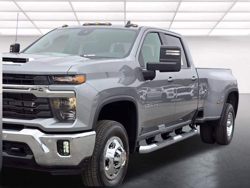 2026 Sterling Gray Metallic Chevrolet Silverado 3500HD LT 4X4 Truck
