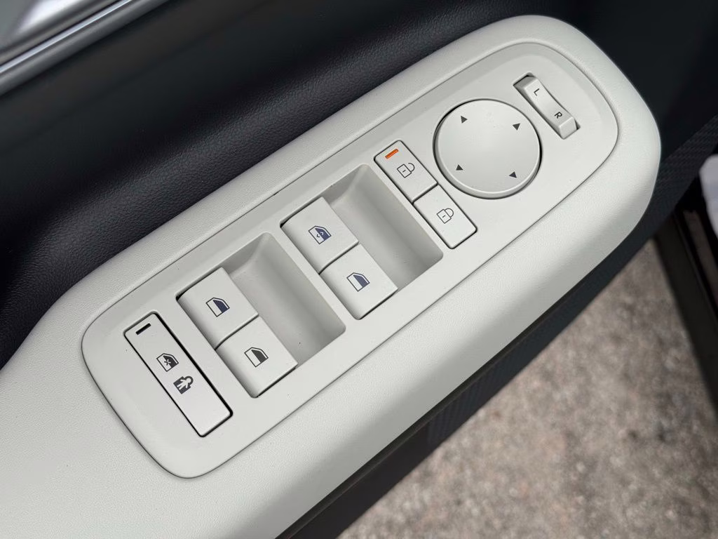 2026 Phantom Black Hyundai Santa Fe SE FWD SUV