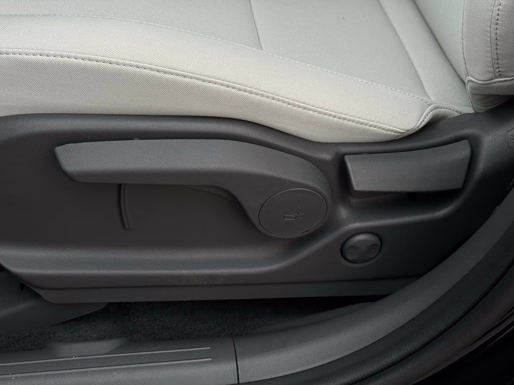 2026 Phantom Black Hyundai Santa Fe SE FWD SUV