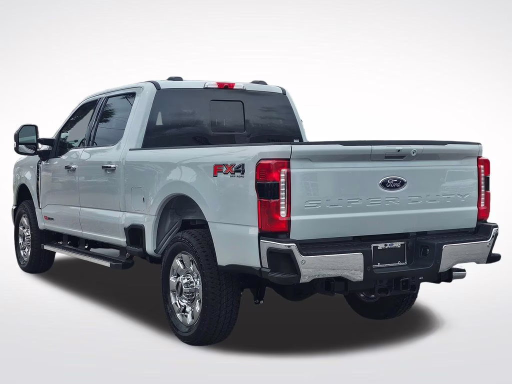 2026 Avalanche Ford Super Duty F-250 SRW Lariat 4X4 Truck