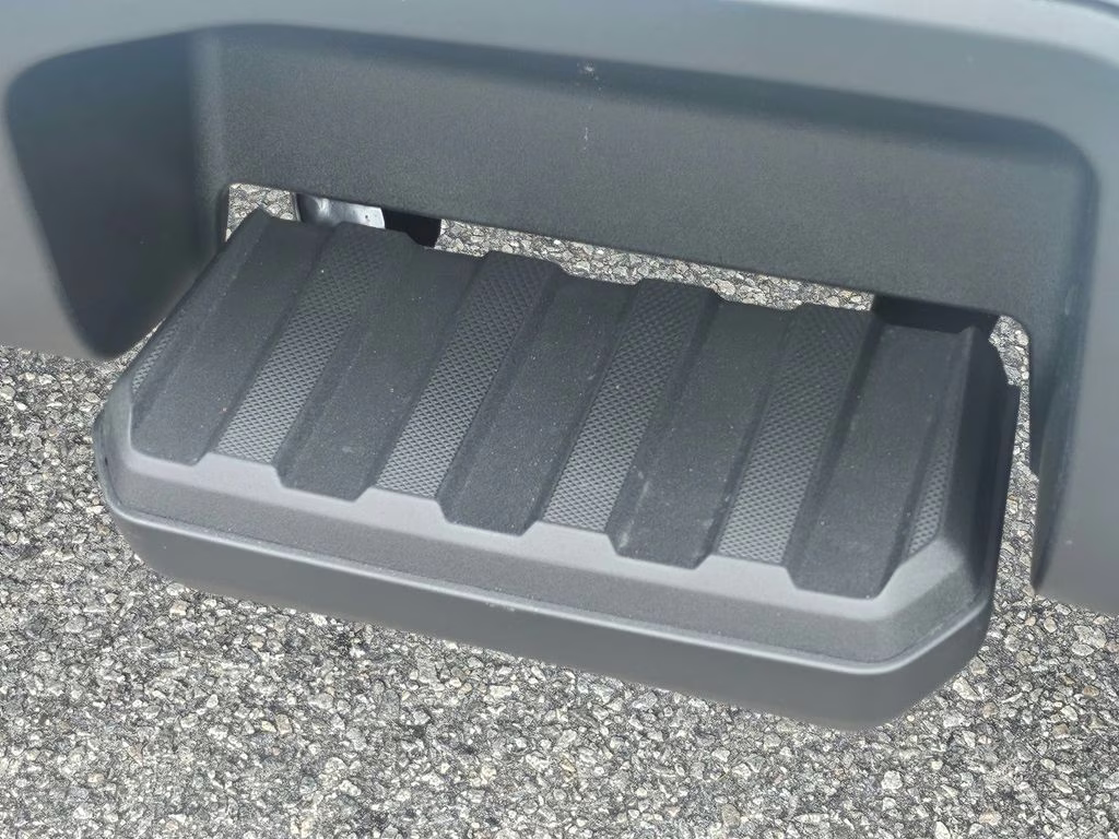 2026 Avalanche Ford Super Duty F-250 SRW Lariat 4X4 Truck