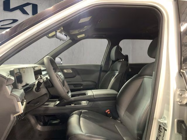 2027 Ivory Silver Kia Telluride S AWD SUV