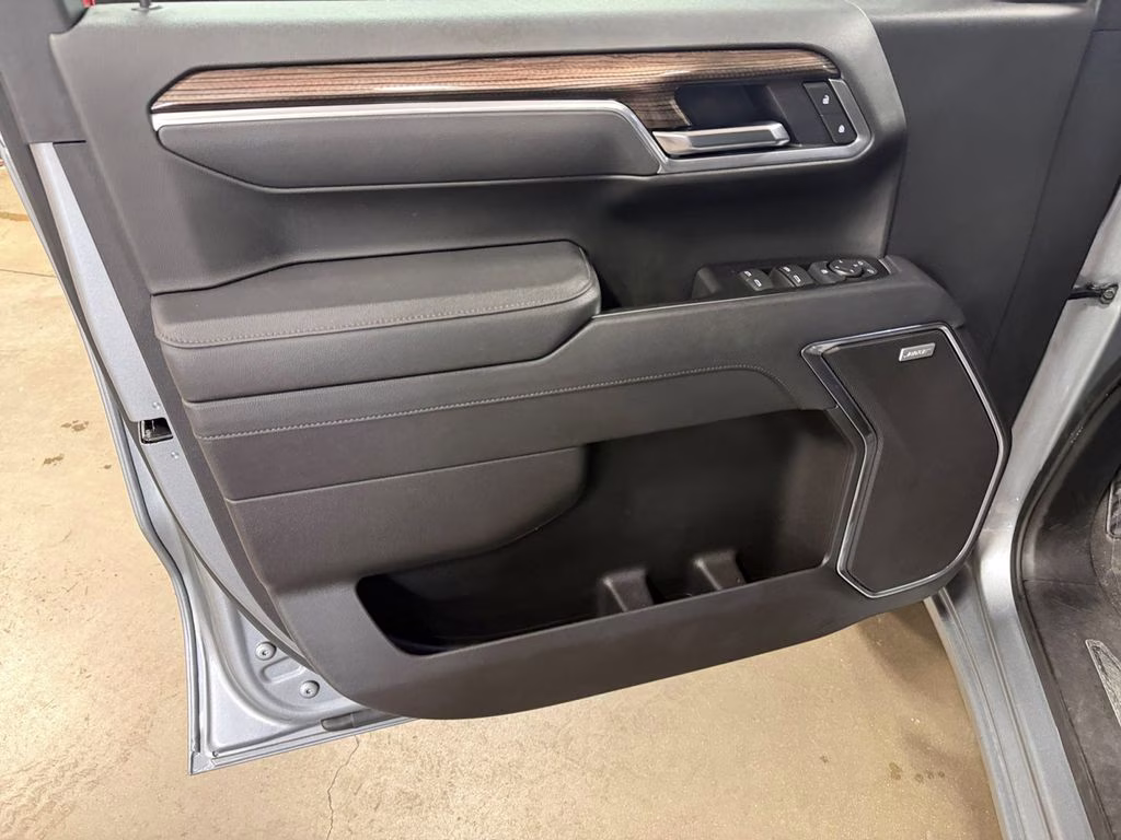 2025 Gray Chevrolet Silverado 1500 RST w/Convenience II pkg & Bose Surround Sound 4X4 Truck