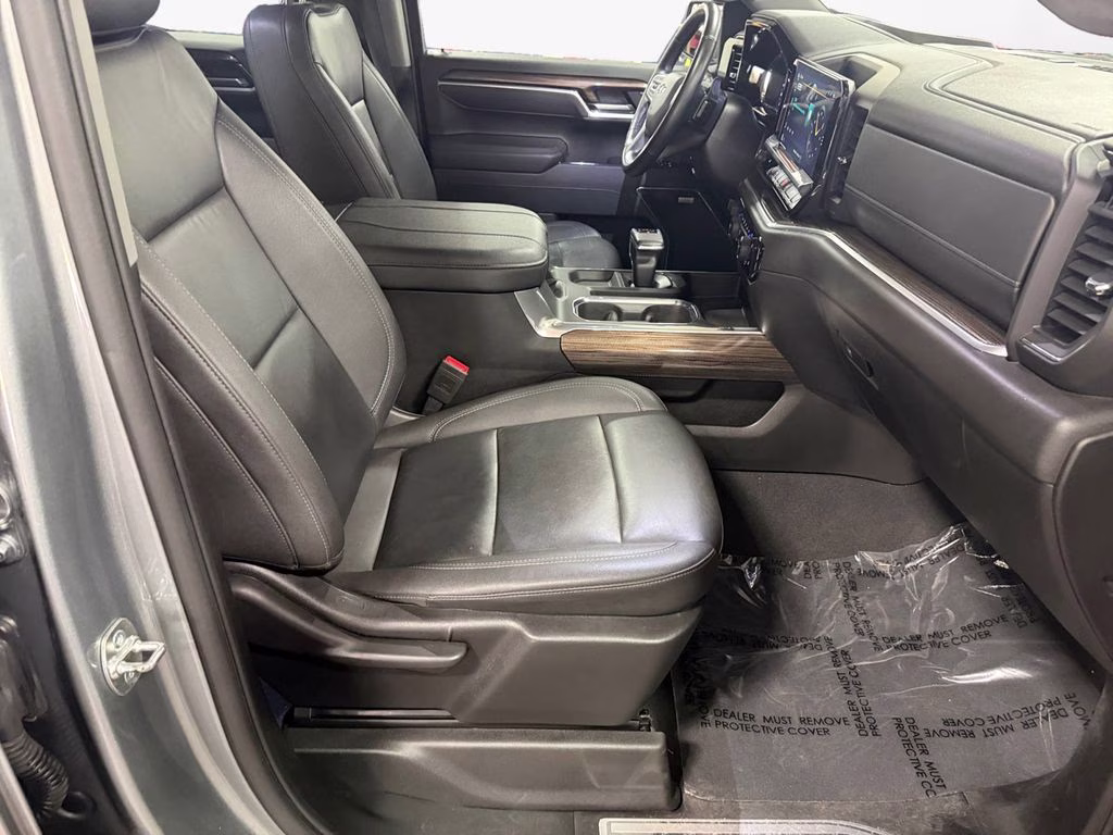 2025 Gray Chevrolet Silverado 1500 RST w/Convenience II pkg & Bose Surround Sound 4X4 Truck
