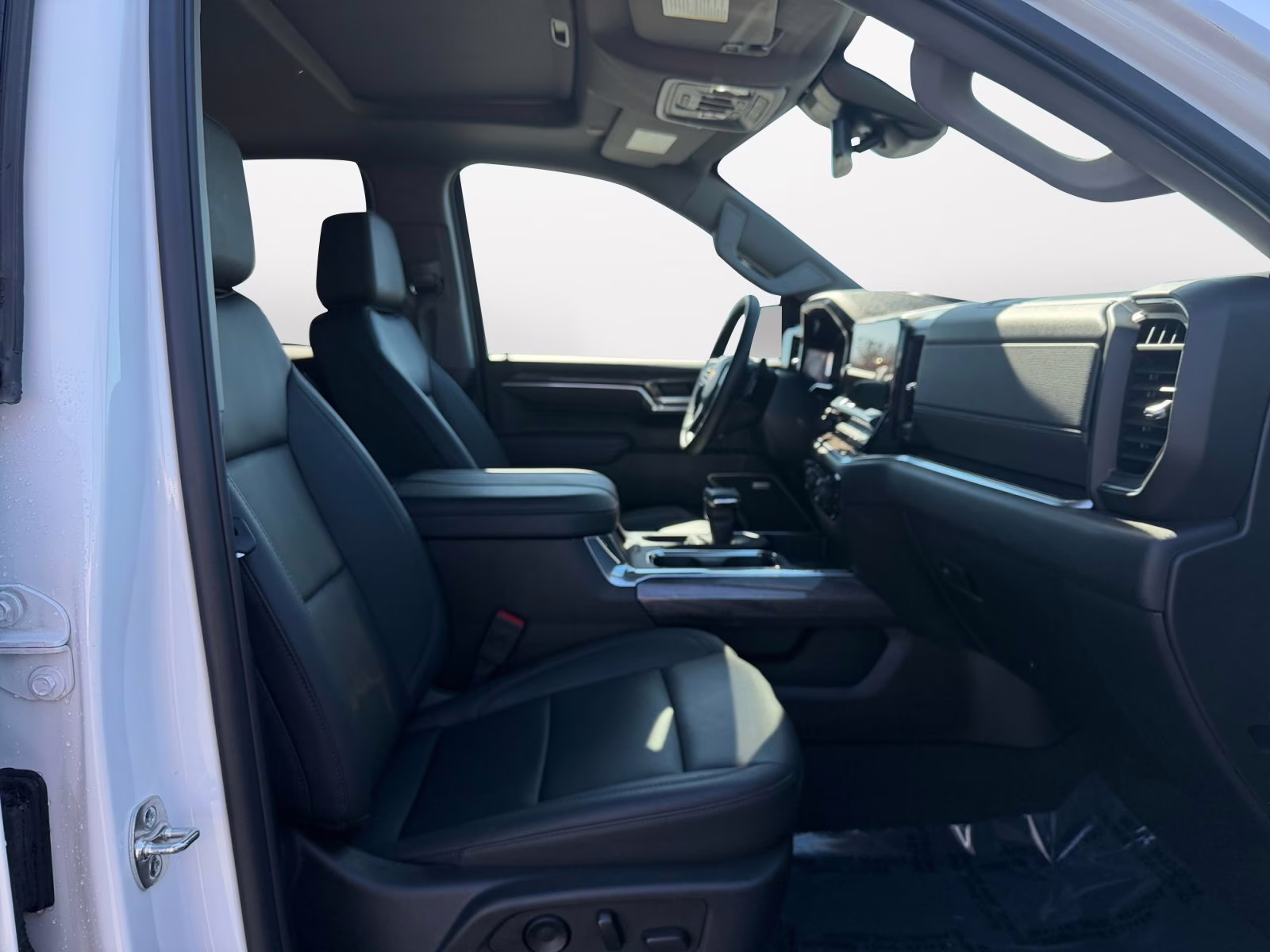 2025 Summit White Chevrolet Silverado 1500 LTZ 4X4 Truck