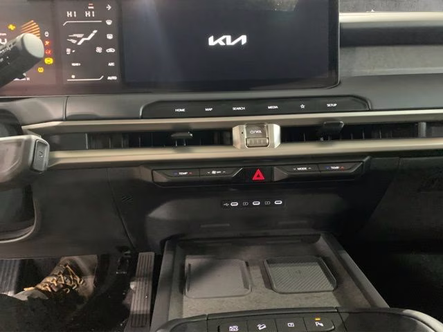 2027 Ivory Silver Kia Telluride S AWD SUV