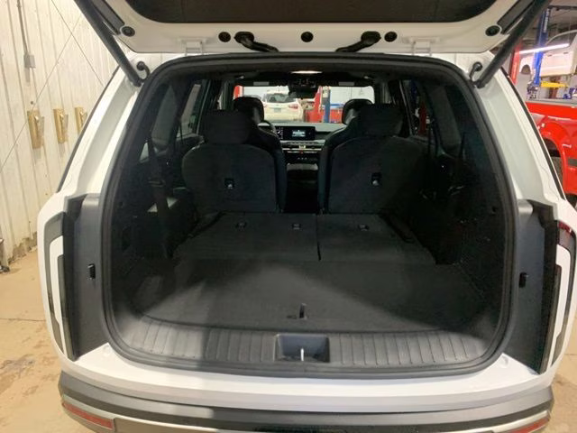 2027 Glacial White Pearl Kia Telluride S AWD SUV