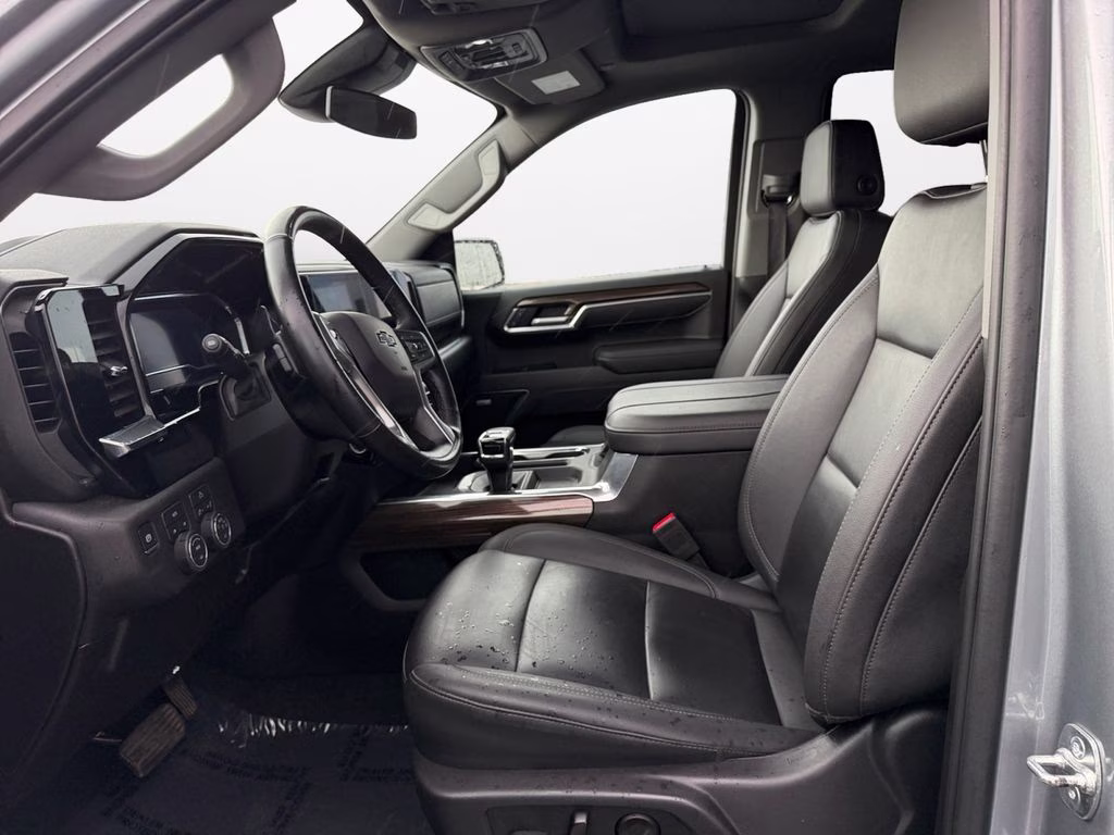2025 Gray Chevrolet Silverado 1500 RST w/Convenience II pkg & Bose Surround Sound 4X4 Truck