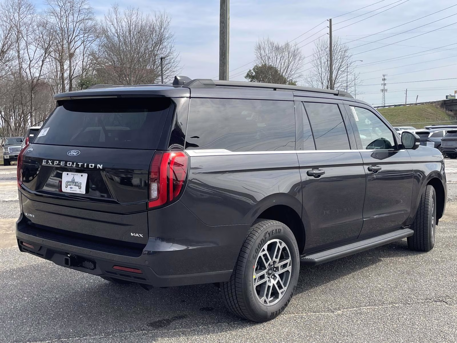 2026 Dark Matter Gray Metallic Ford Expedition Max Active RWD SUV