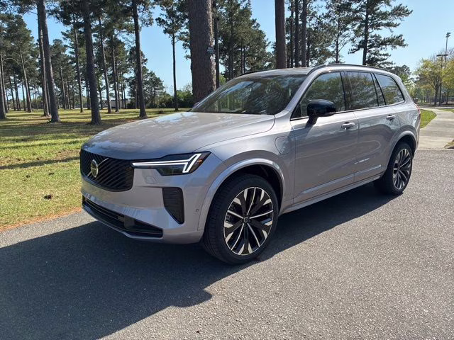 2026 Aurora Silver Volvo XC90 Plug-In Hybrid T8 Ultra Dark Theme 7-Seater AWD SUV