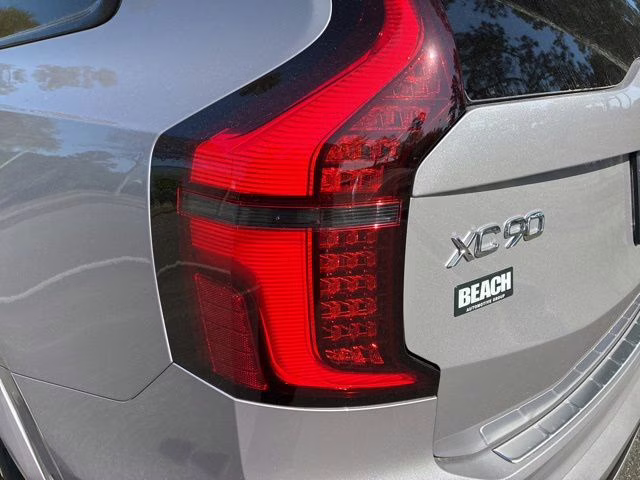 2026 Aurora Silver Volvo XC90 Plug-In Hybrid T8 Ultra Dark Theme 7-Seater AWD SUV