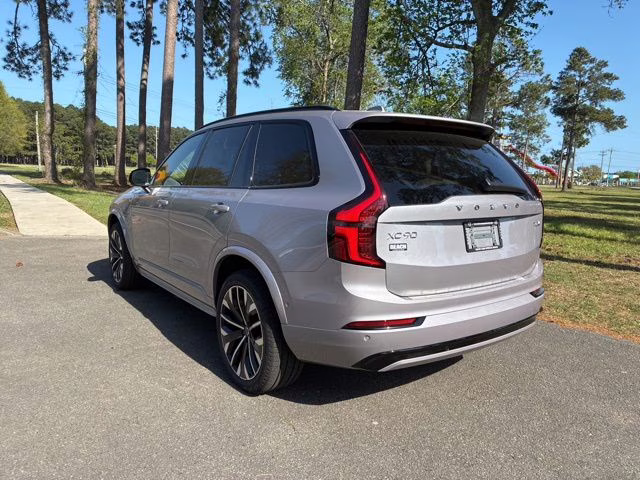 2026 Aurora Silver Volvo XC90 Plug-In Hybrid T8 Ultra Dark Theme 7-Seater AWD SUV