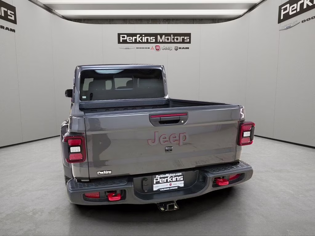 2026 Granite Crystal Metallic Clearcoat Jeep Gladiator Rubicon 4X4 Truck