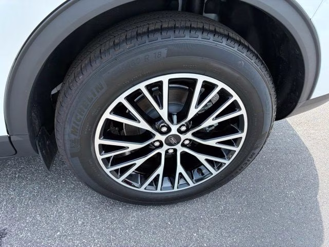 2025 White Metallic Ford Escape Plug-In Hybrid Base FWD SUV