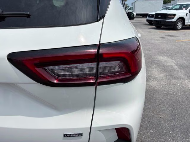 2025 White Metallic Ford Escape Plug-In Hybrid Base FWD SUV