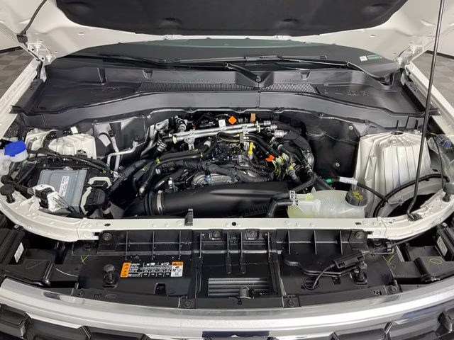 2026 White Metallic Ford Explorer Active RWD SUV