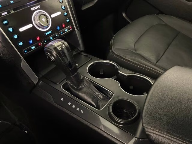 2018 Ingot Silver Ford Explorer Limited FWD SUV